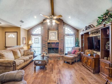 413 W Oak St, Wylie, TX 75098 - photo 6