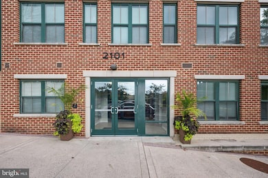 Dominion Heights unit 107, Arlington, VA 22207 - photo 2