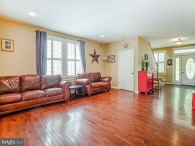 4501 Maple Ave, Halethorpe, MD 21227 - photo 4