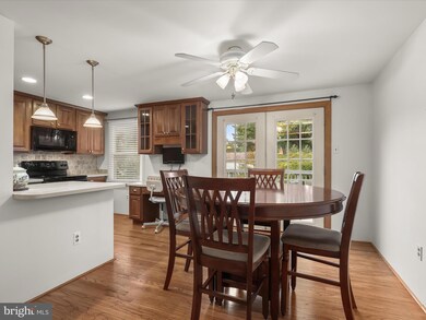 6405 Snowman Ct, Columbia, MD 21045 - photo 2