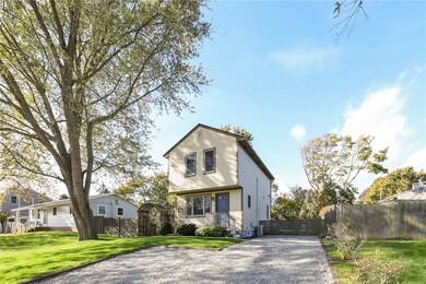 66 Islington Ave, Portsmouth, RI 02871 - photo 2