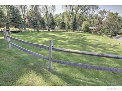 Yard. The front yard is perfect for entertaining a