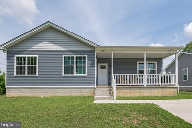 22830 Longmore St, Leonardtown, MD 20650 - photo 2