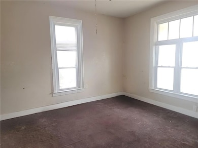 603 S Walnut St, Garnett, KS 66032 - photo 4