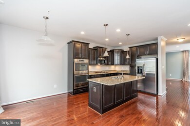 2554 Cherry Tree Rd, Hanover, MD 21076 - photo 6