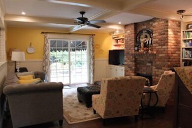 another view Fam Rm #1