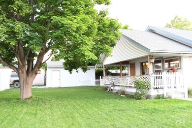 1701 Oakley Ave, Burley, ID 83318 - photo 2