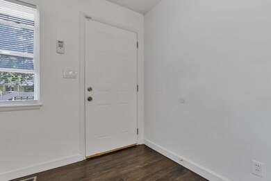 1659 E Blake Ave, Columbus, OH 43219 - photo 5