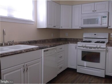 2 Clarendon Dr, Darby, PA 19023 - photo 7