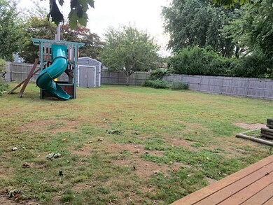 10 Squantum Dr, Middletown, RI 02842 - photo 4