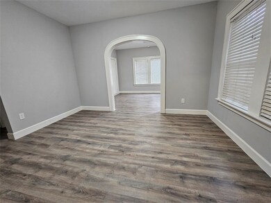 6202 Cochran St, Houston, TX 77022 - photo 6