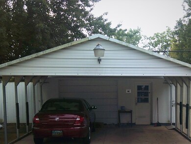 1781 Sale Rd, Columbus, OH 43224 - photo 5