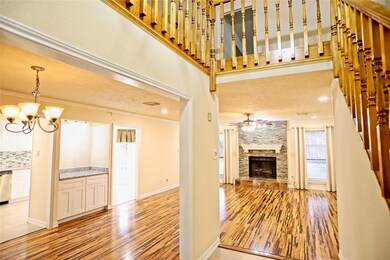 7331 Shady Mill Dr, Houston, TX 77040 - photo 3