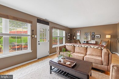 153 Beckys Corner, Chalfont, PA 18914 - photo 6