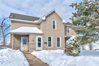 1126 1st St SW, Cedar Rapids, IA 52404 - photo 3