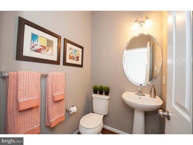 1505 Dekalb St unit 101, Norristown, PA 19401 - photo 3