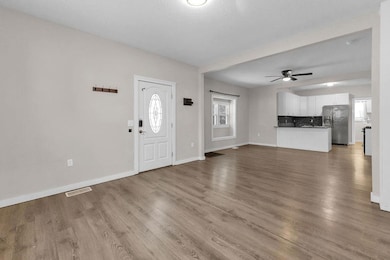 2924 Felix St, Saint Joseph, MO 64501 - photo 3