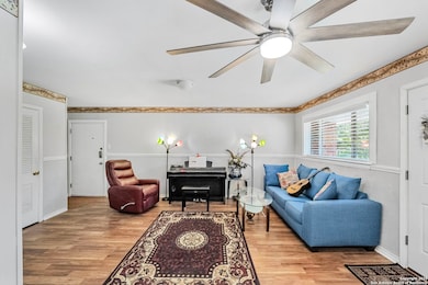 201 W Silver Sands Dr unit 4, San Antonio, TX 78216 - photo 6