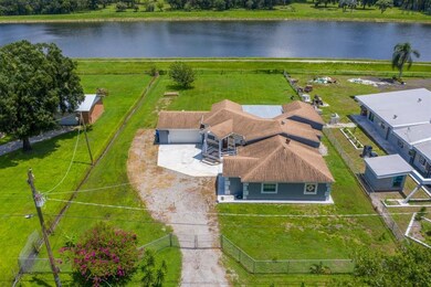 4305 Garden Ln, Tampa, FL 33610 - photo 2