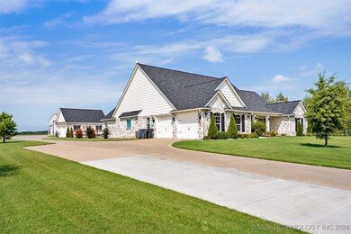 19200 Carriage Ct, Mounds, OK 74047 - photo 6