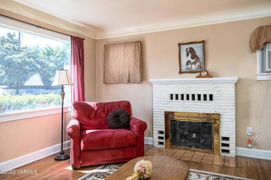 219S16th_11