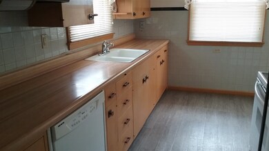 1726 Corning Ave, Waterloo, IA 50701 - photo 5