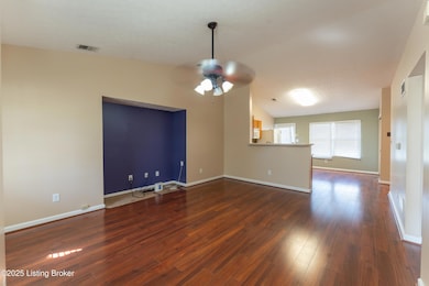 7035 Royal Links Dr unit 129, Louisville, KY 40228 - photo 2