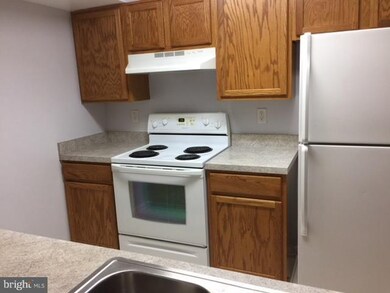 23230 Brewers Tavern Way unit 1, Clarksburg, MD 20871 - photo 5