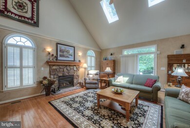 229 Madison Cir, Locust Grove, VA 22508 - photo 6