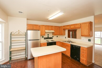 5605 Joyce Place, Bladensburg, MD 20710 - photo 6