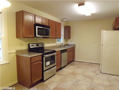 Kitchen - This gorgeous remodeled kitchen features