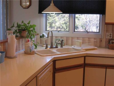 Kitchen. The corner sink in the kitchen is a uniqu