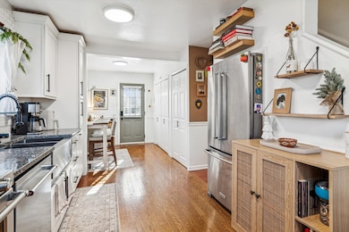 201 67th St, Darien, IL 60561 - photo 6