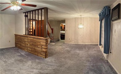Living Room/Dining room