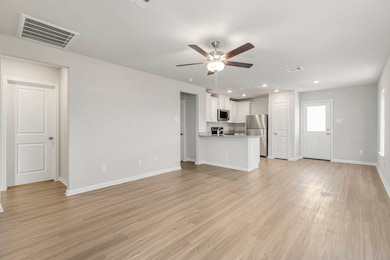 Your family or friends will love sitting at the br