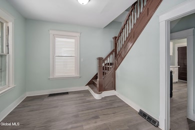 28 Mynderse St, Schenectady, NY 12307 - photo 7