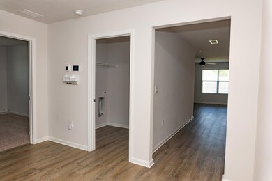 216 Laurel Hill St, Crestview, FL 32539 - photo 5