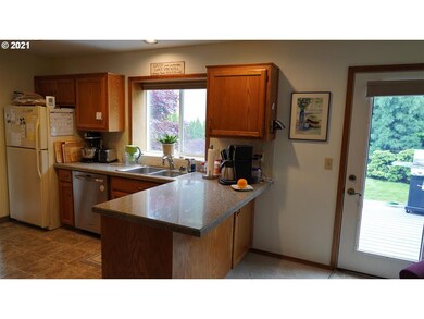 39534 Mccormick Dr, Sandy, OR 97055 - photo 5