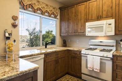 945 E Crown Ridge Dr, Oro Valley, AZ 85755 - photo 3