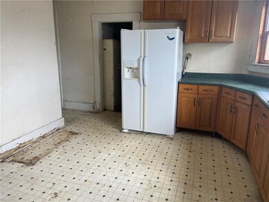 622 E Jefferson St, Tipton, IN 46072 - photo 4