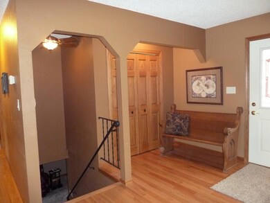 Front Entry<|><|>