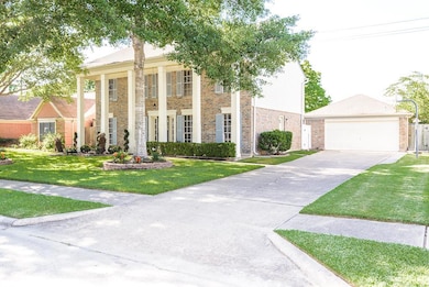 5217 Spring Circle Dr, Pearland, TX 77584 - photo 3