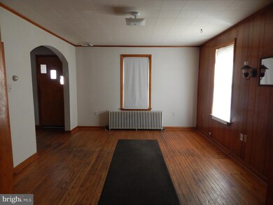 243 N Washington St, Berkeley Springs, WV 25411 - photo 6