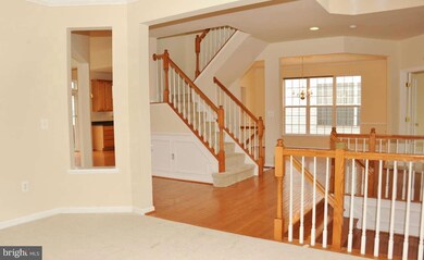 7203 Lyndam Hill Cir, Lorton, VA 22079 - photo 7