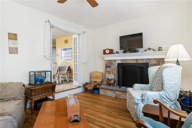 9 Lucille Dr, Greenville, RI 02828 - photo 3