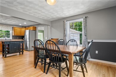 10 Reservoir Rd, Coventry, RI 02816 - photo 4