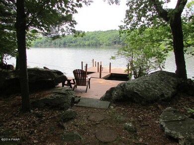 112 Fairway Dr, Hawley, PA 18428 - photo 2