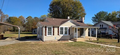 80 Duke St, Granite Falls, NC 28630 - photo 3