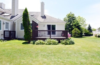 125 Leisure Green Dr N, Mashpee, MA 02649 - photo 3