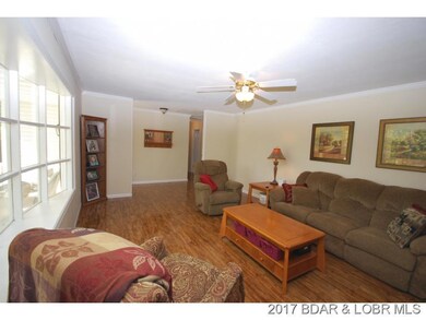 Living Rm w Bay Window